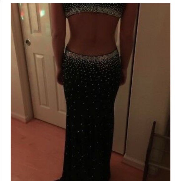 prom dress - Picture 3 of 4